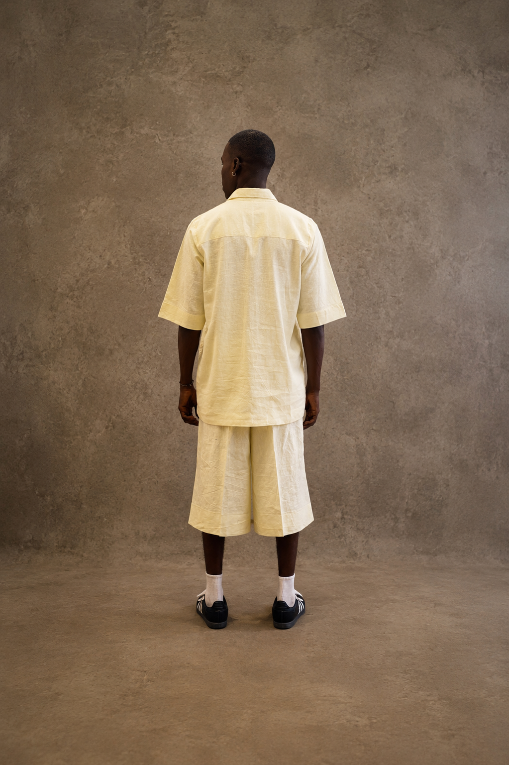 PASTEL YELLOW LINEN SHORTS