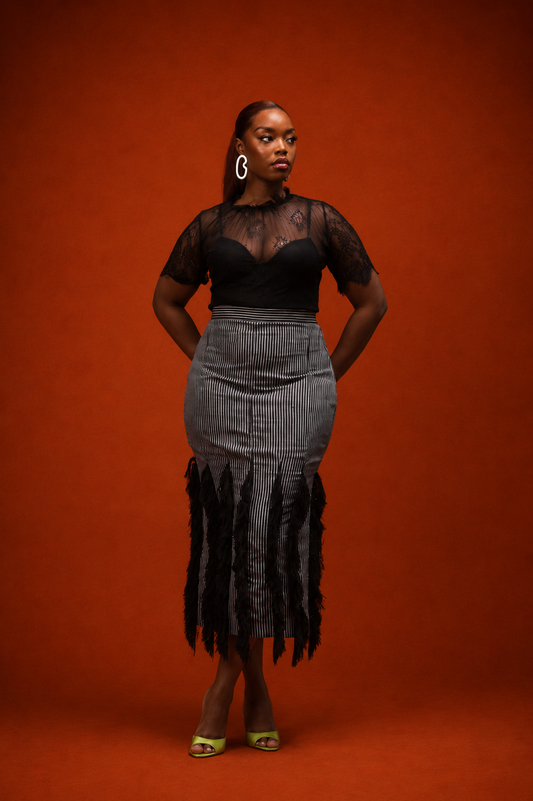 THE CHANTILLY TOP (BLACK)