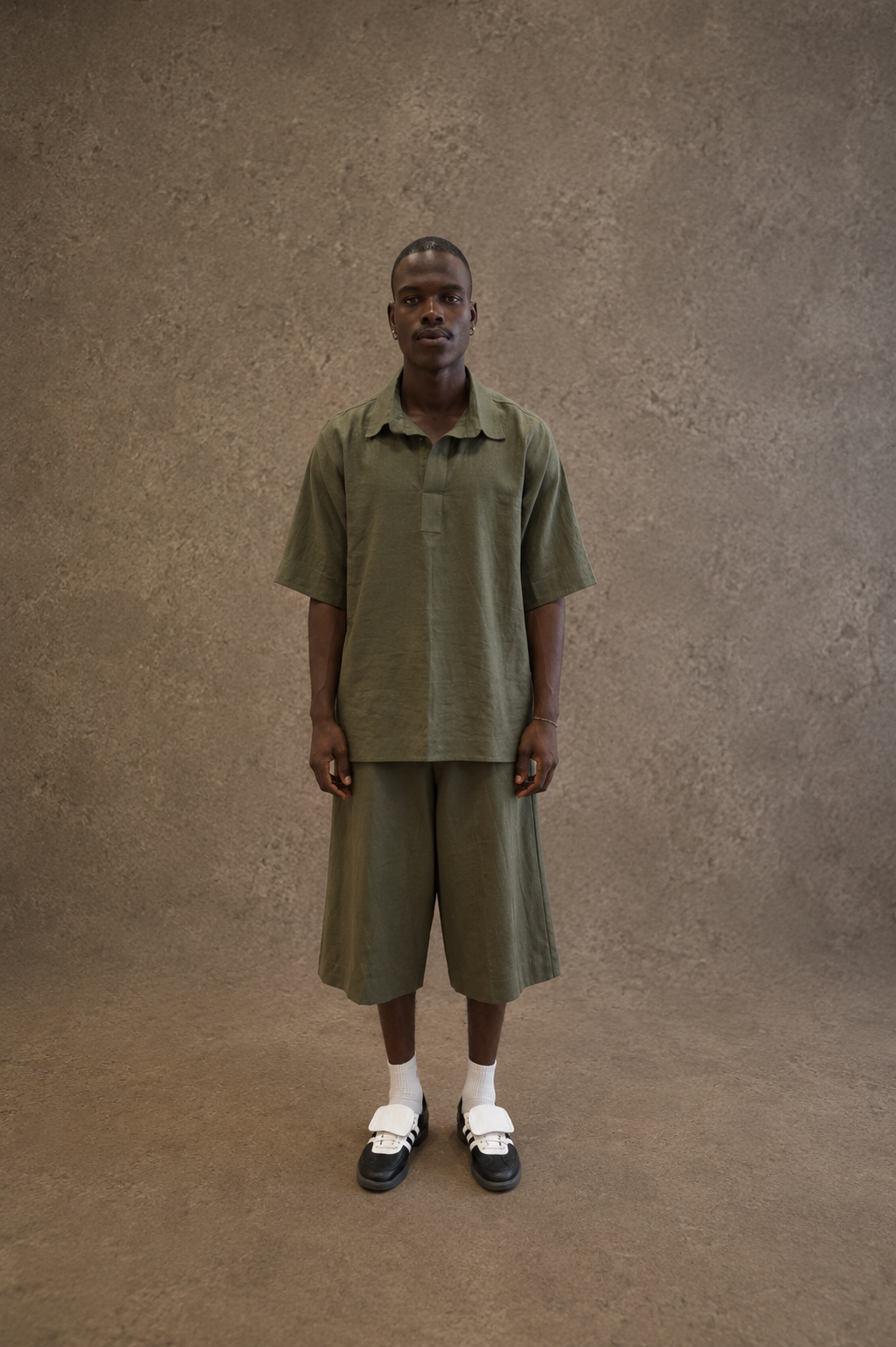 GREEN LINEN SHIRT